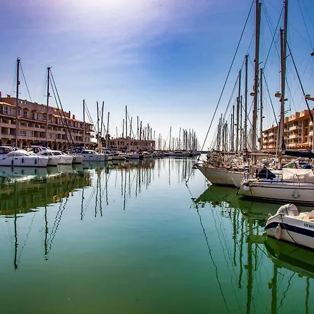 Expoholidays - Puerto Apartment
